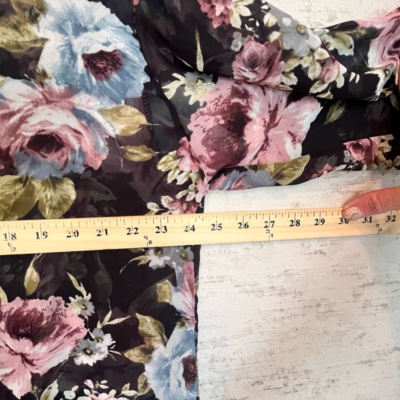 Sheer Floral Kimono Robe Sz M Made in USA Beach Cover-Up - Picture 14 of 15